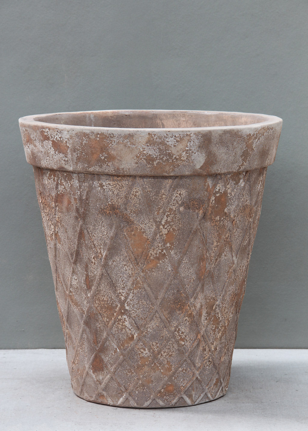Antiqued Terracotta Lattice Pot